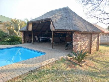 Close to Burgersdorp Laerskool